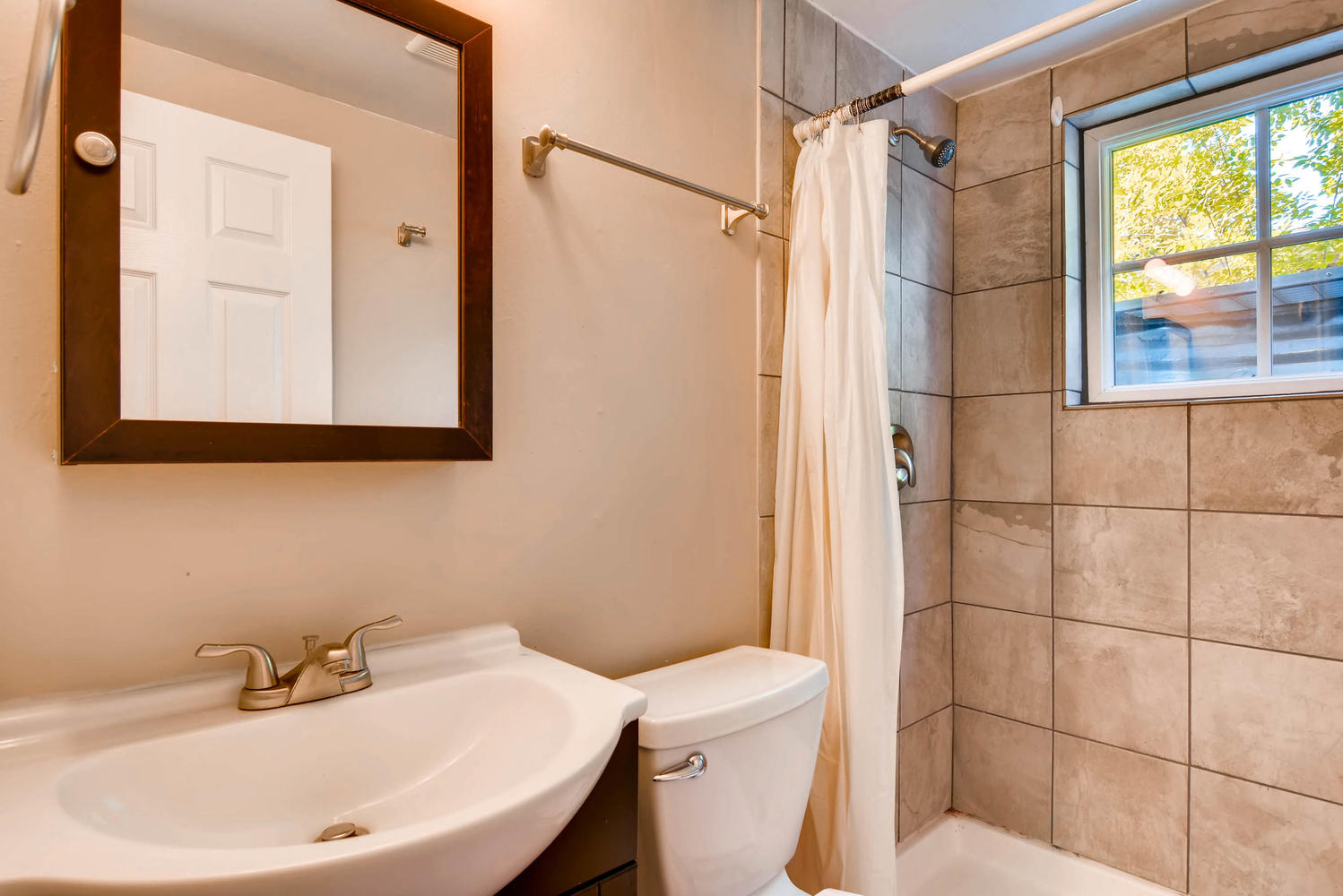 Real Estate Listing: 8305 Mitze Way Denver Second Bath