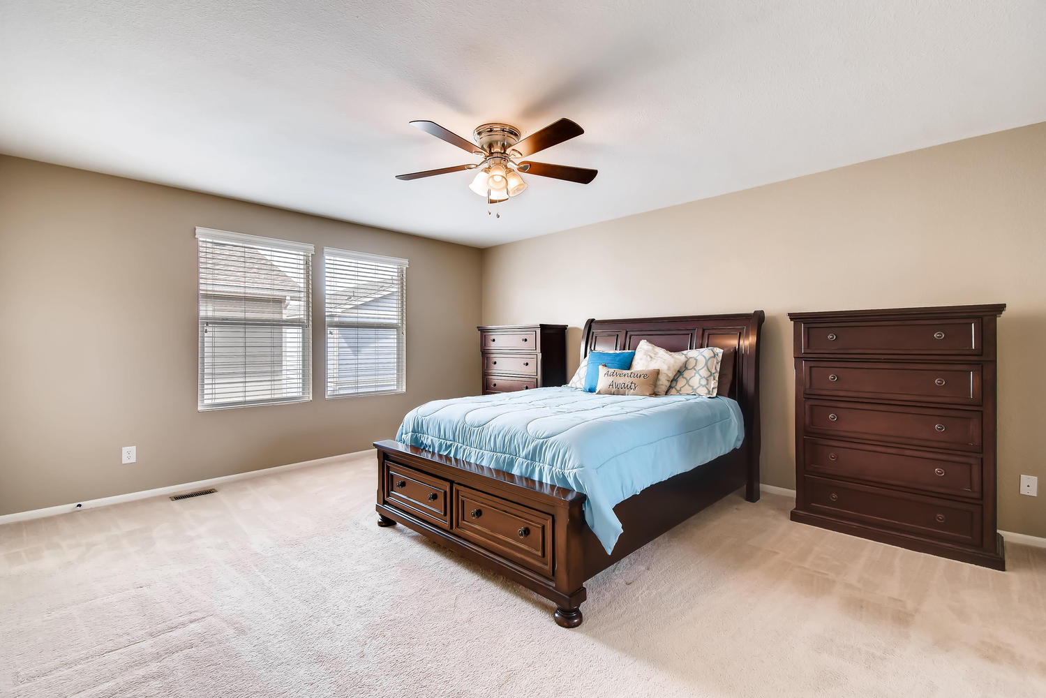 REAL ESTATE LISTING: 10595 Forester Pl Longmont CO Master Bedroom