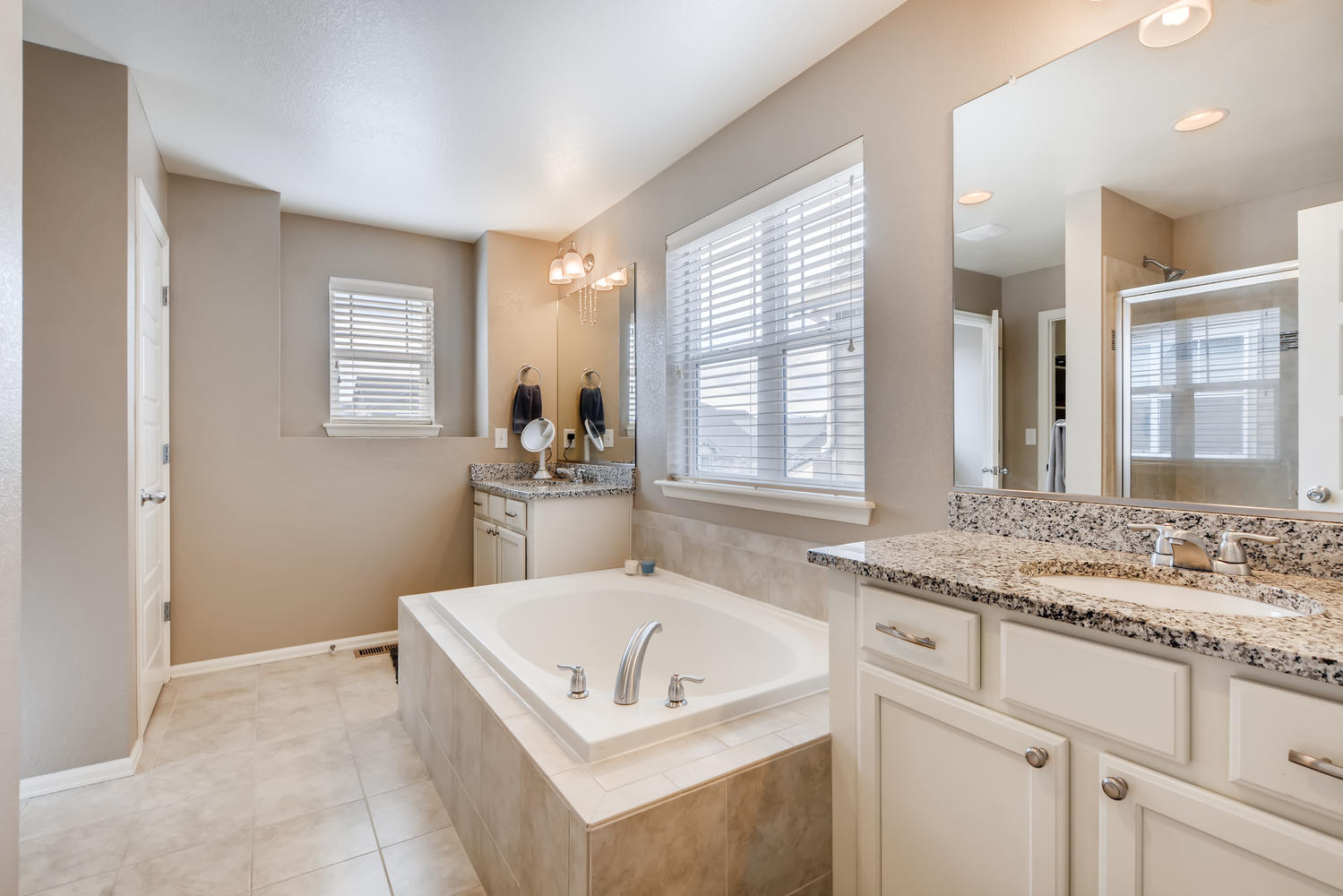 REAL ESTATE LISTING: 2182 Steppe Dr Longmont Master Bath