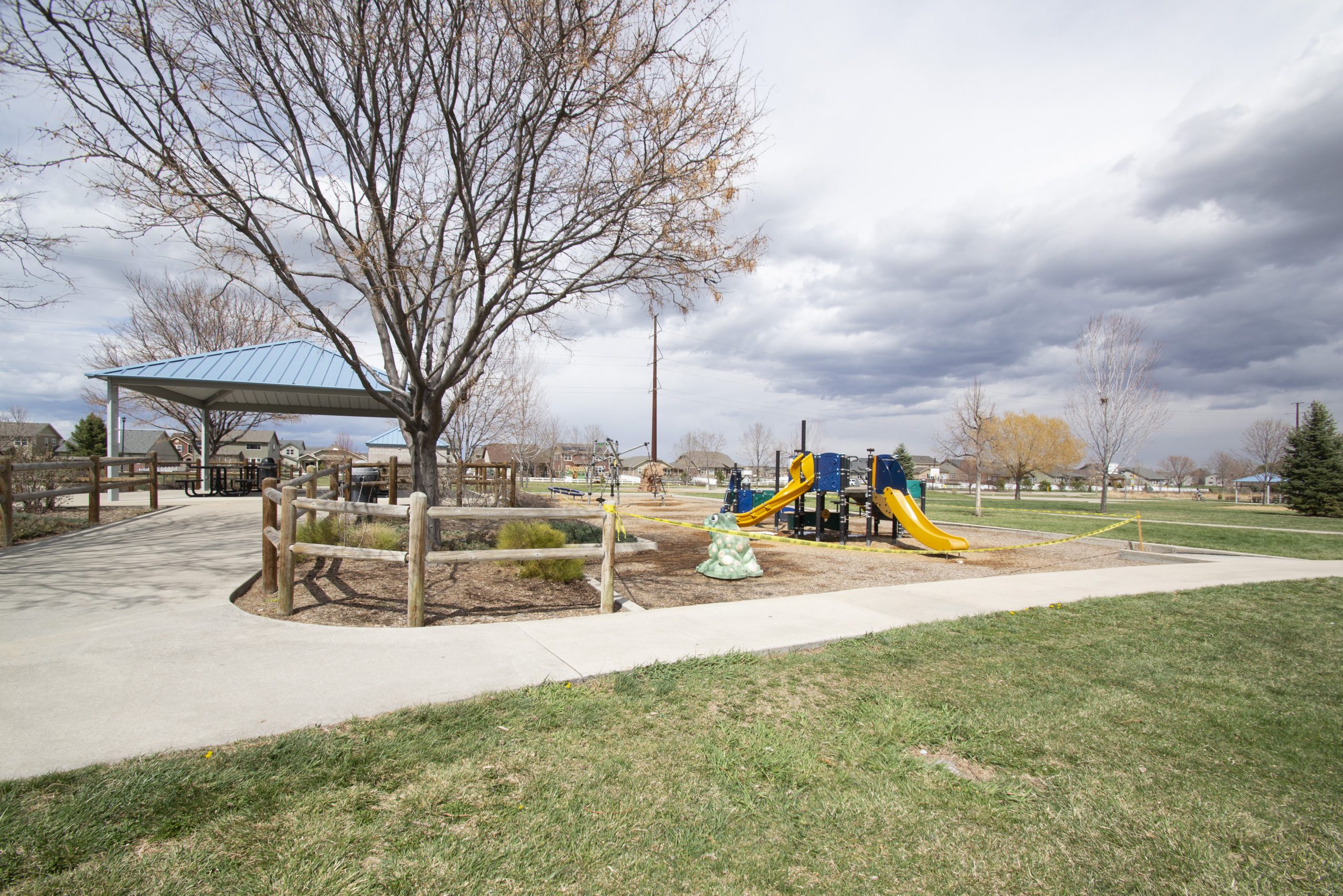 REAL ESTATE LISTING: 2182 Steppe Dr Longmont Neighborhood Park
