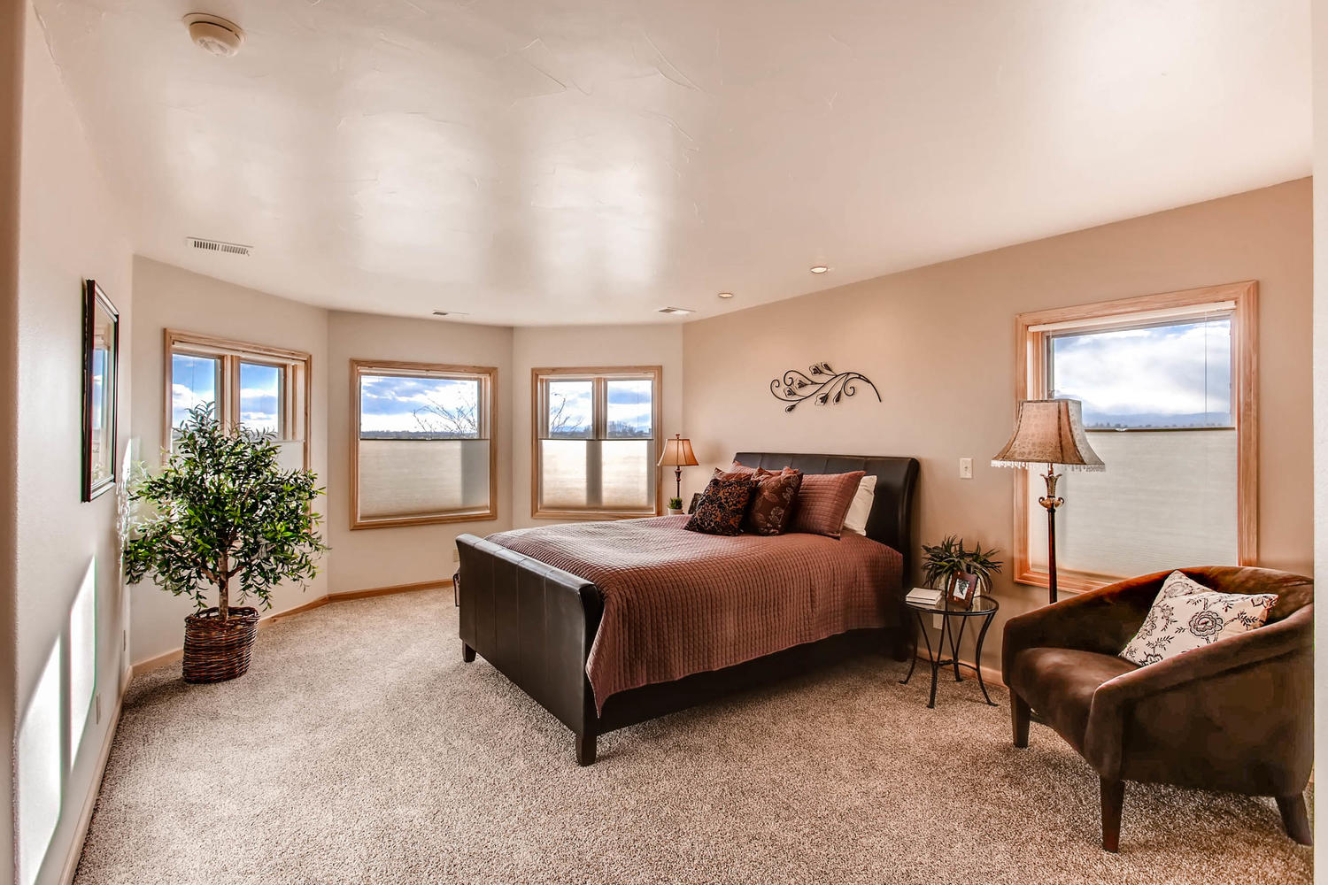 Windsor Real Estate Hilltop Drive Master Bedroom