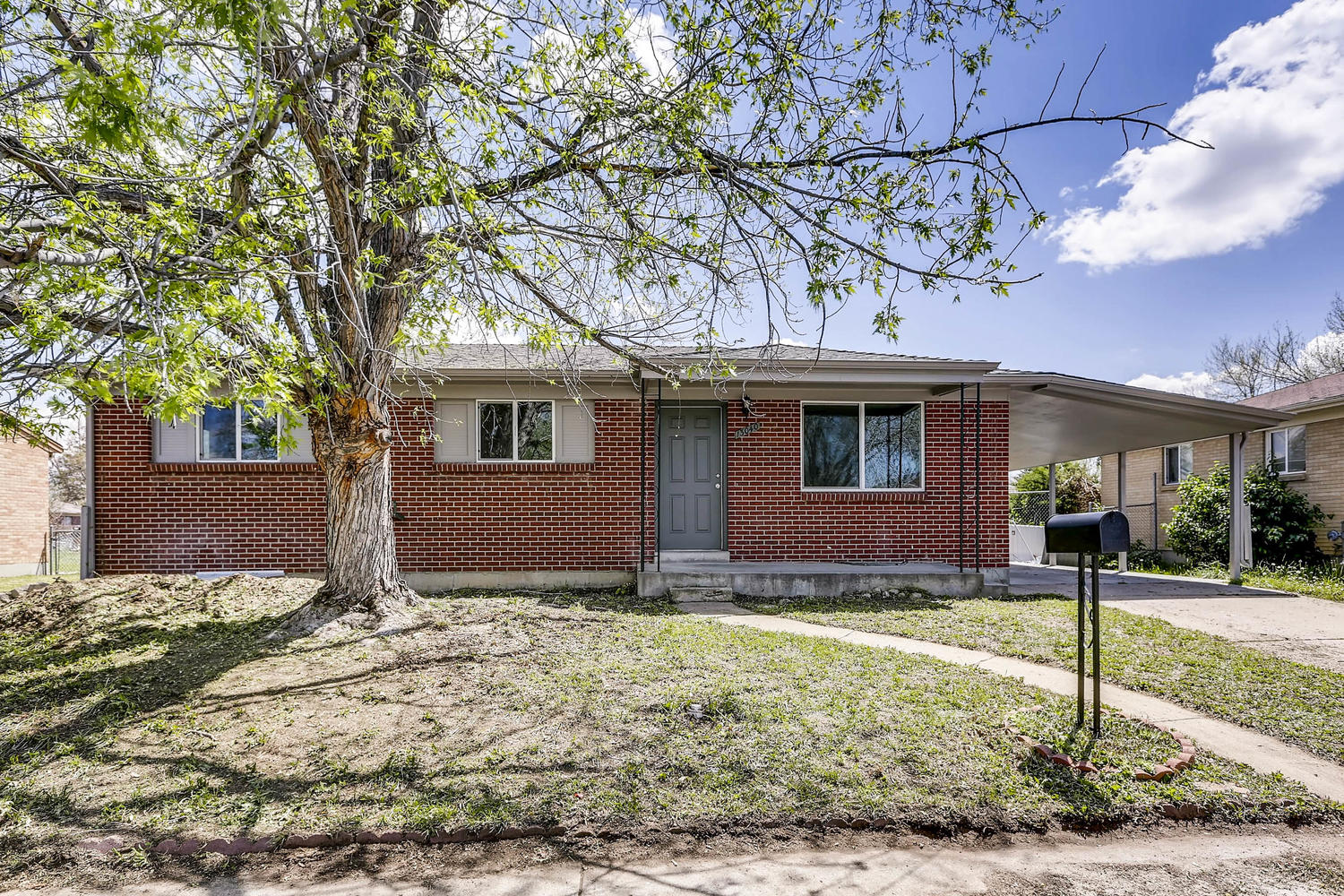 Denver Real Estate E 55th Ave Front Exterior