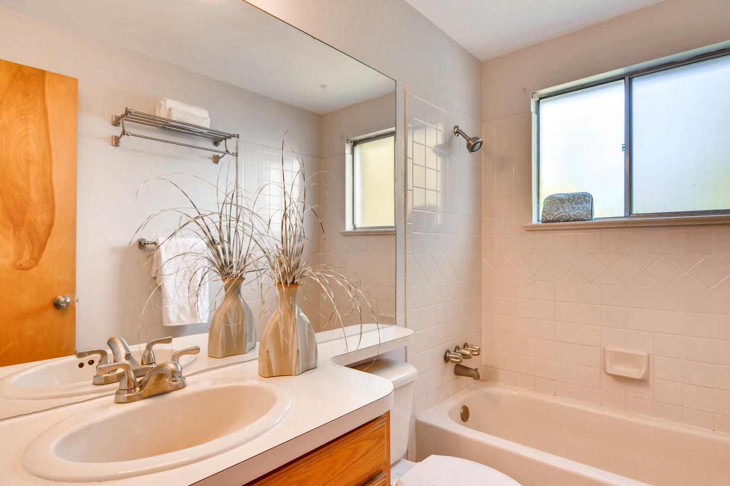 Real Estate Listing: 8305 Mitze Way Denver Main Bath