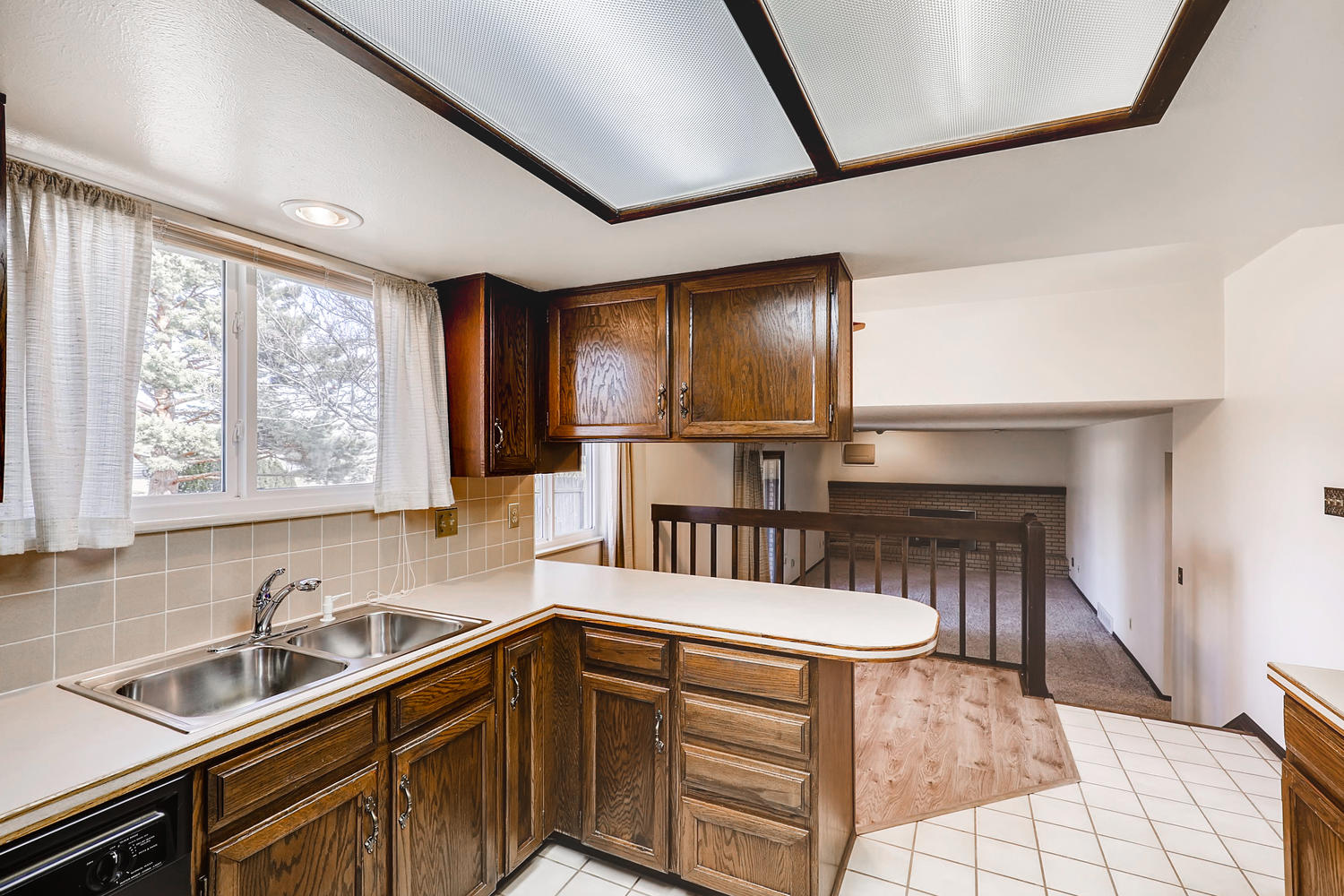 NEW LISTING: 1737 Harvard St Longmont CO Kitchen