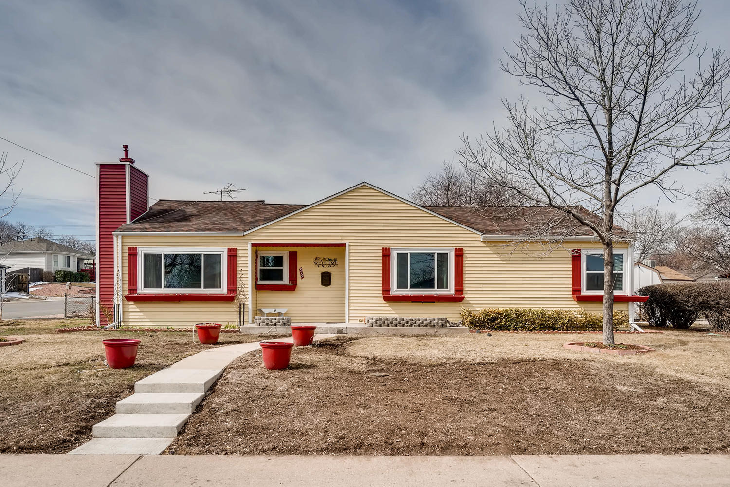 NEW LISTING: 579 S Quivas St Denver CO Exterior Front