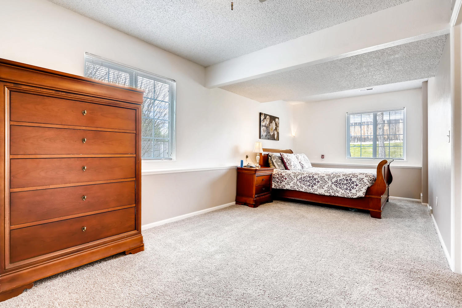 REAL ESTATE LISTING: 8725 S Yukon St Littleton CO Master Bedroom