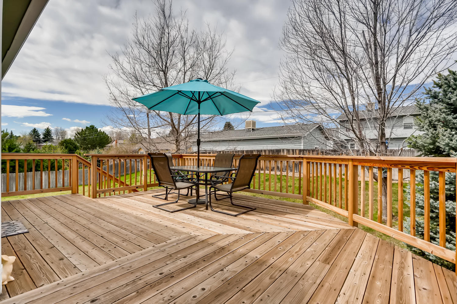 REAL ESTATE LISTING: 8725 S Yukon St Littleton CO Wood Deck