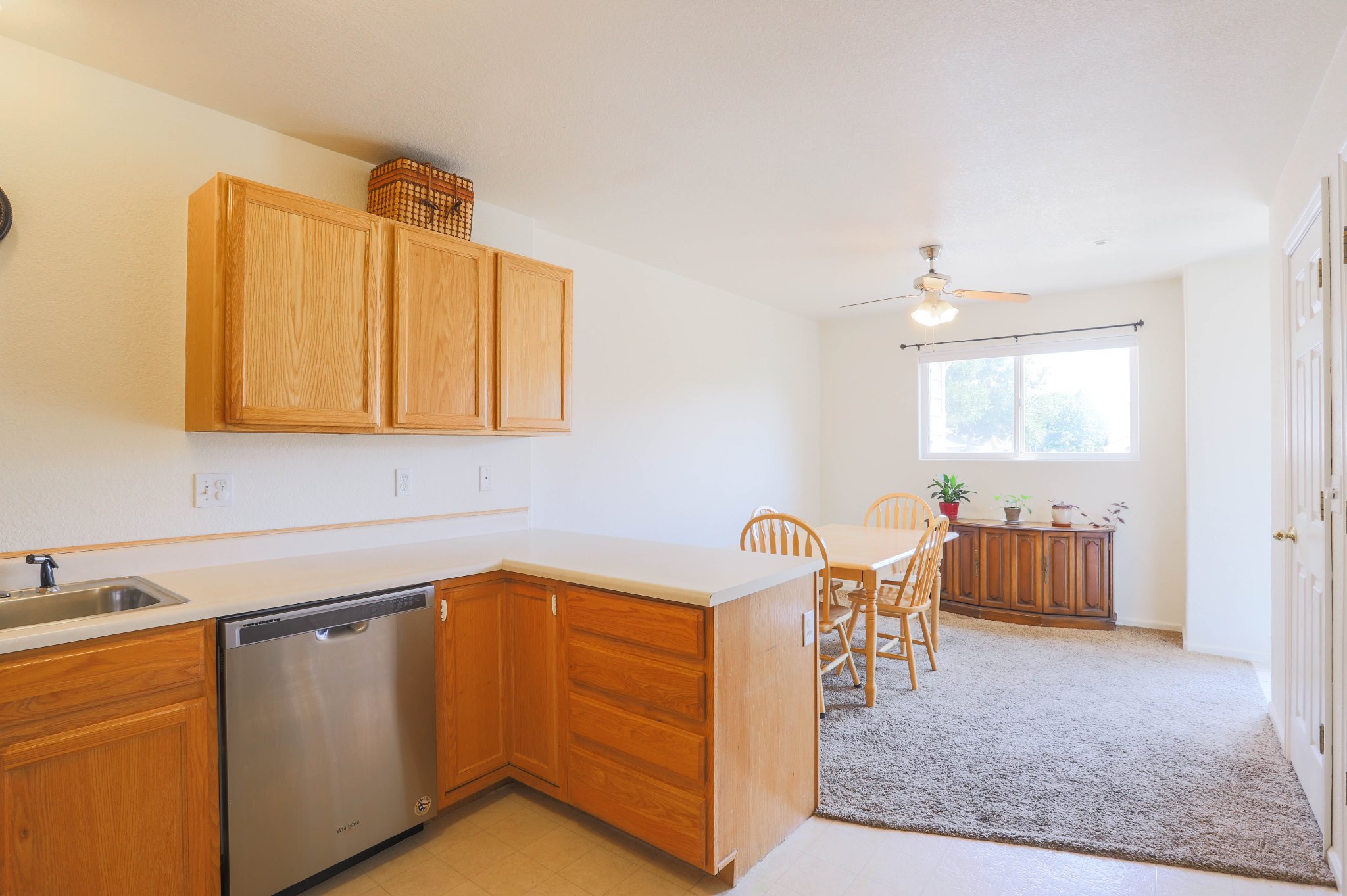 REAL ESTATE LISTING: 1601 Great Western Dr Longmont Kitchen and Dining Room
