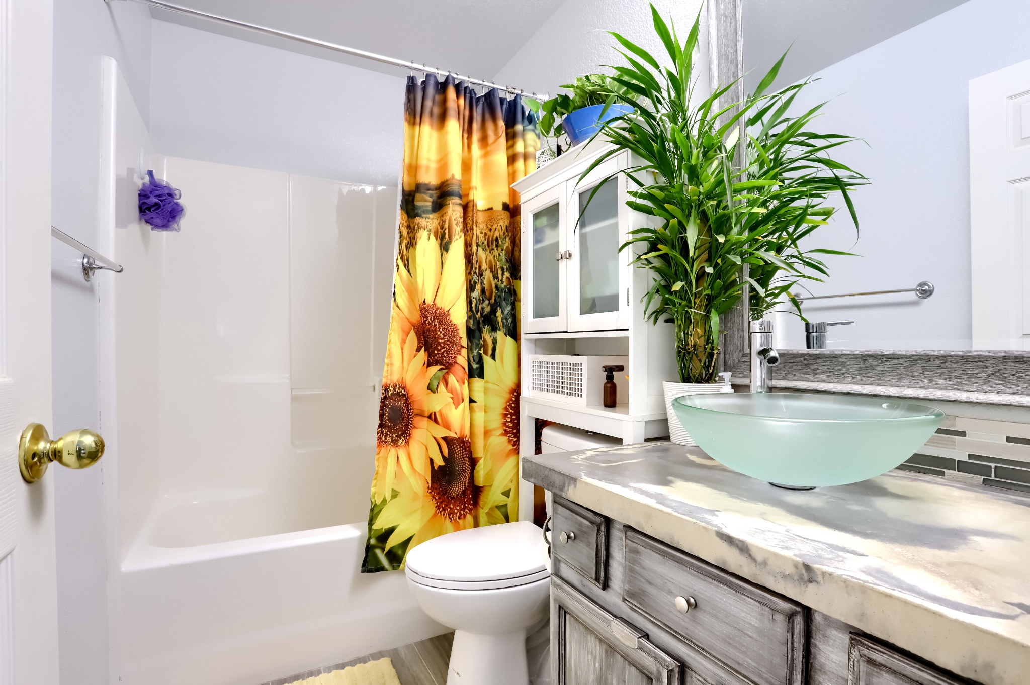 REAL ESTATE LISTING: 3011 45th Ave Greeley Master Bath