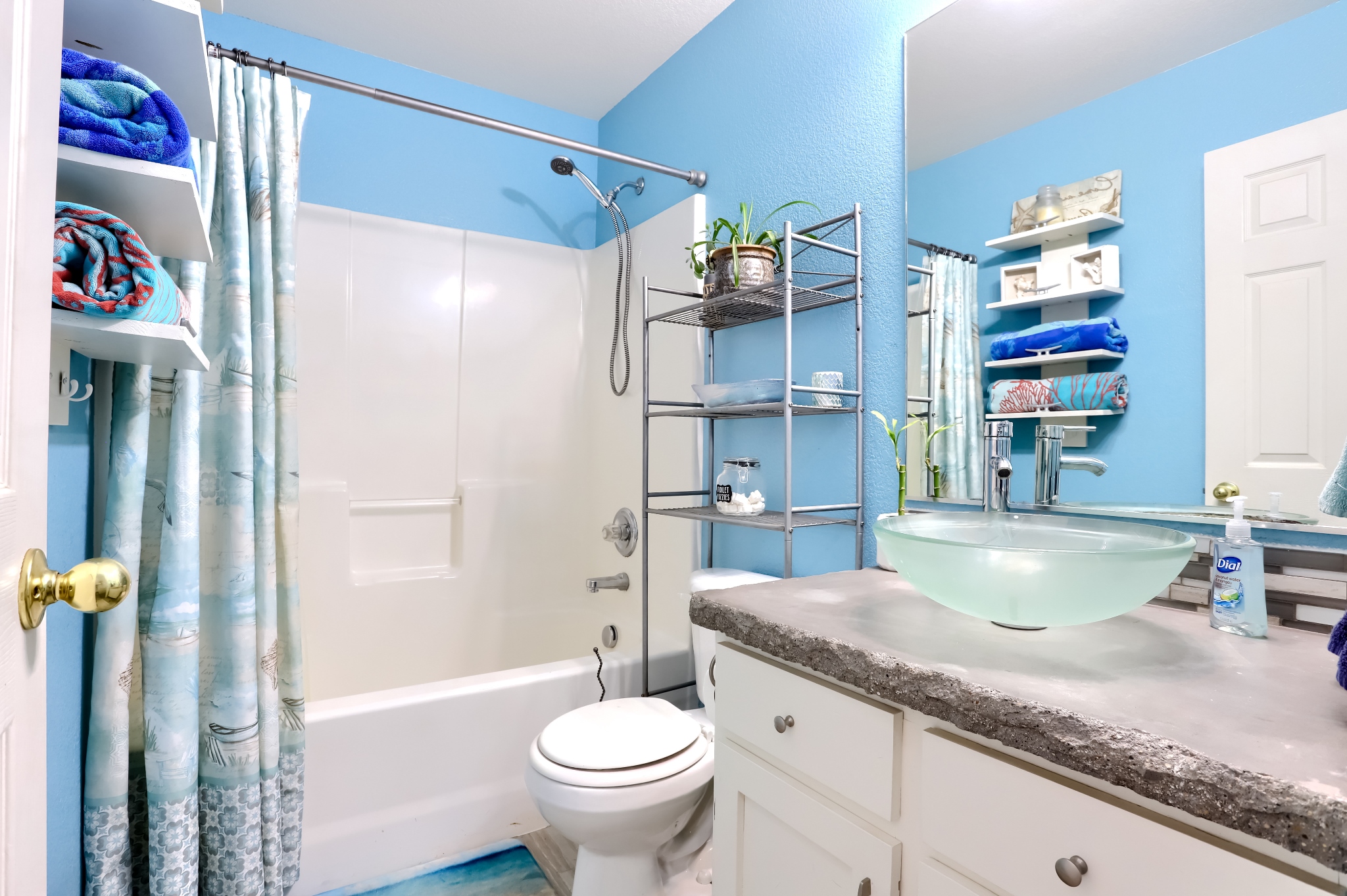 REAL ESTATE LISTING: 3011 45th Ave Greeley Shared Bath
