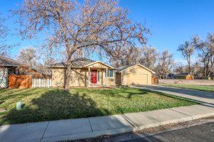 REAL ESTATE LISTING: 826 Atwood St Longmont Front Exterior