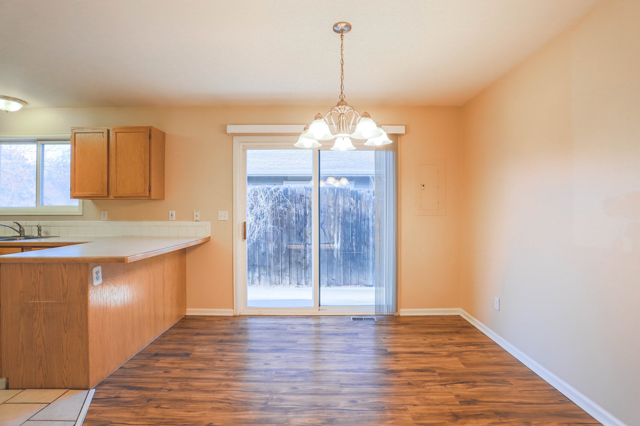 REAL ESTATE LISTING: 826 Atwood St Longmont Dining Room