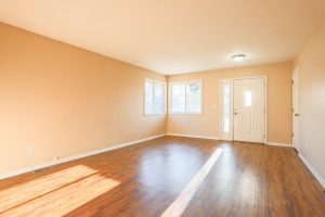 REAL ESTATE LISTING: 826 Atwood St Longmont Living Room