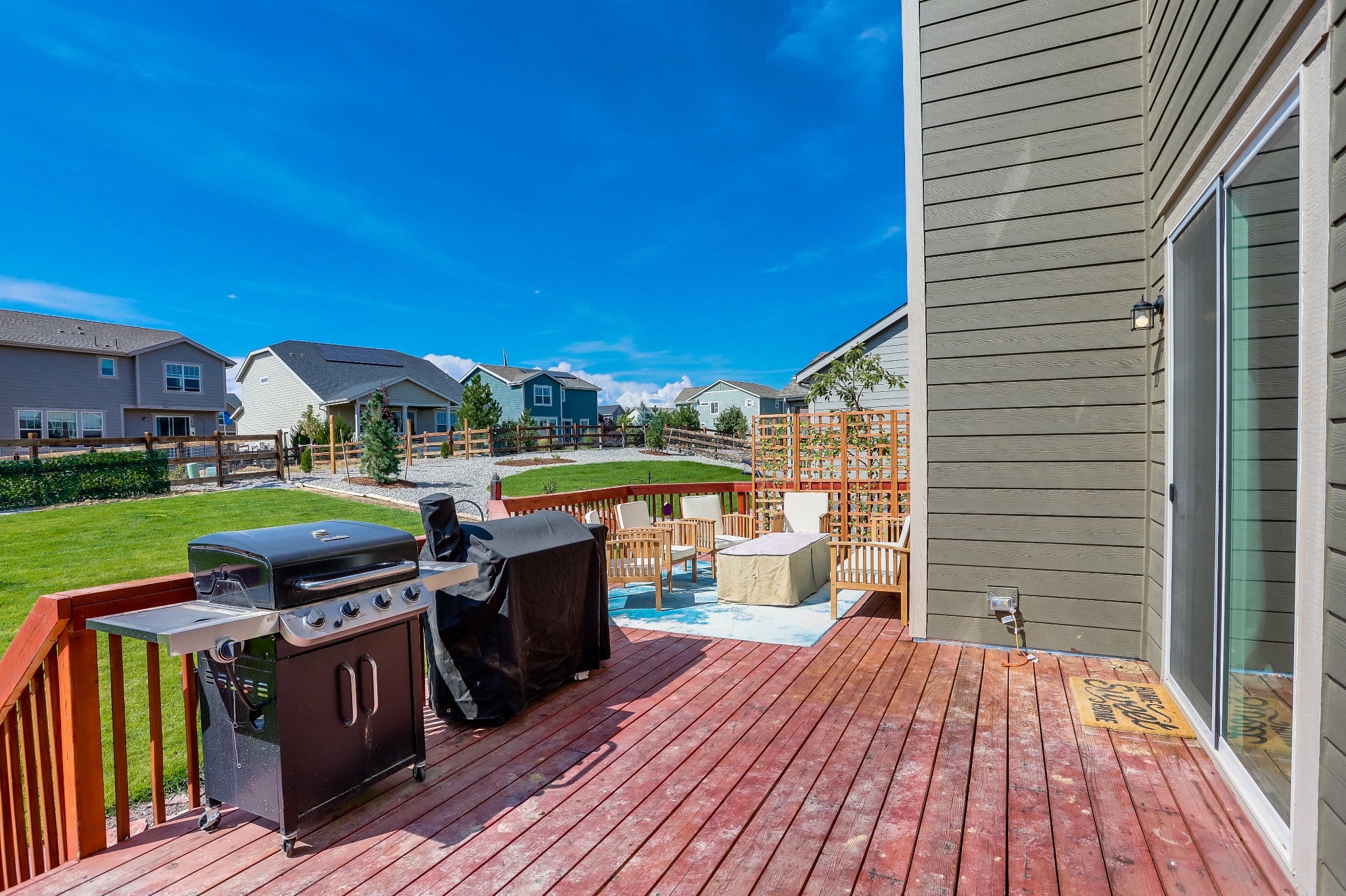 REAL ESTATE LISTING: 12813 Clearview St Firestone Back Deck