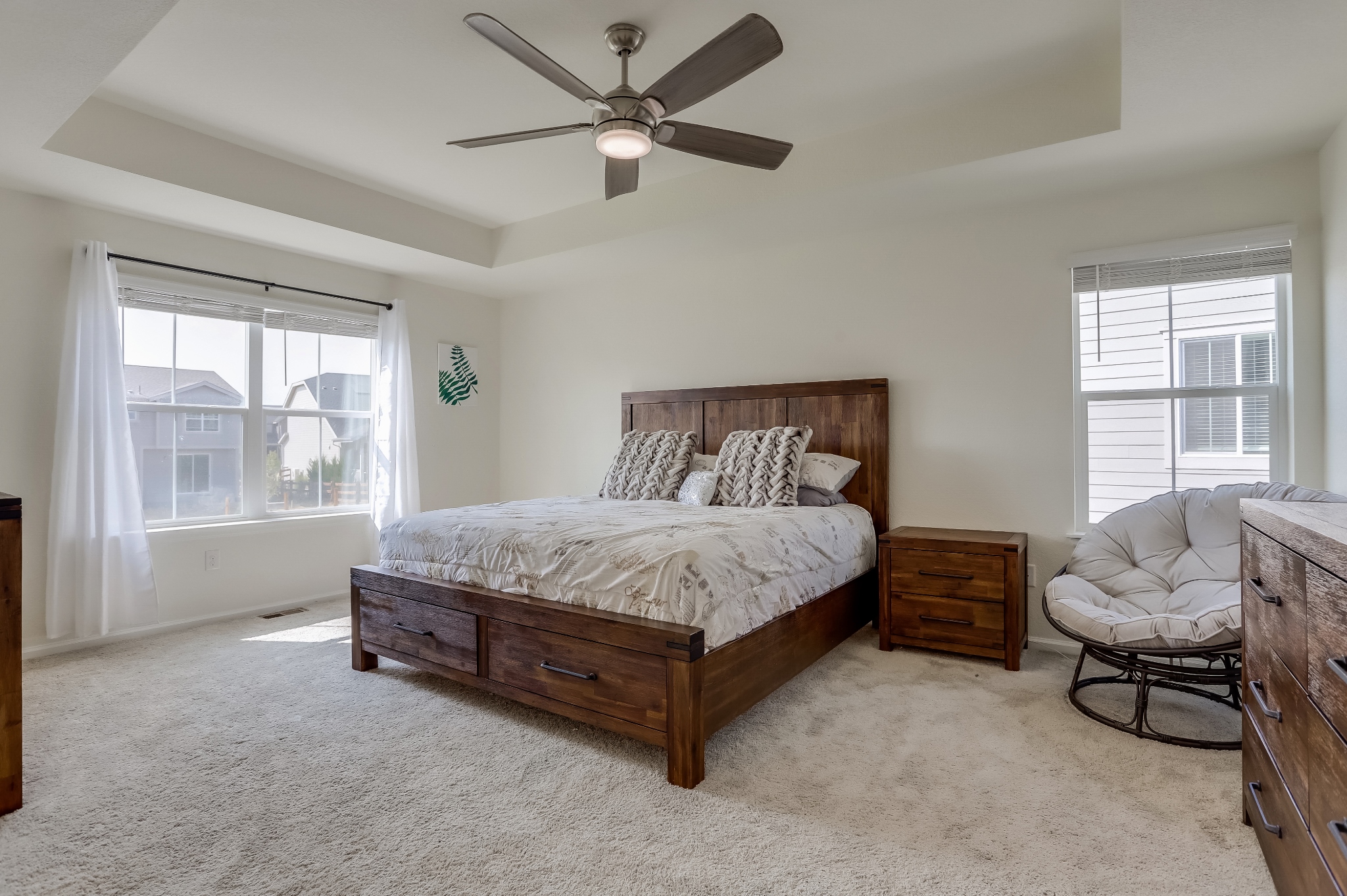 REAL ESTATE LISTING: 12813 Clearview St Firestone Master Bedroom