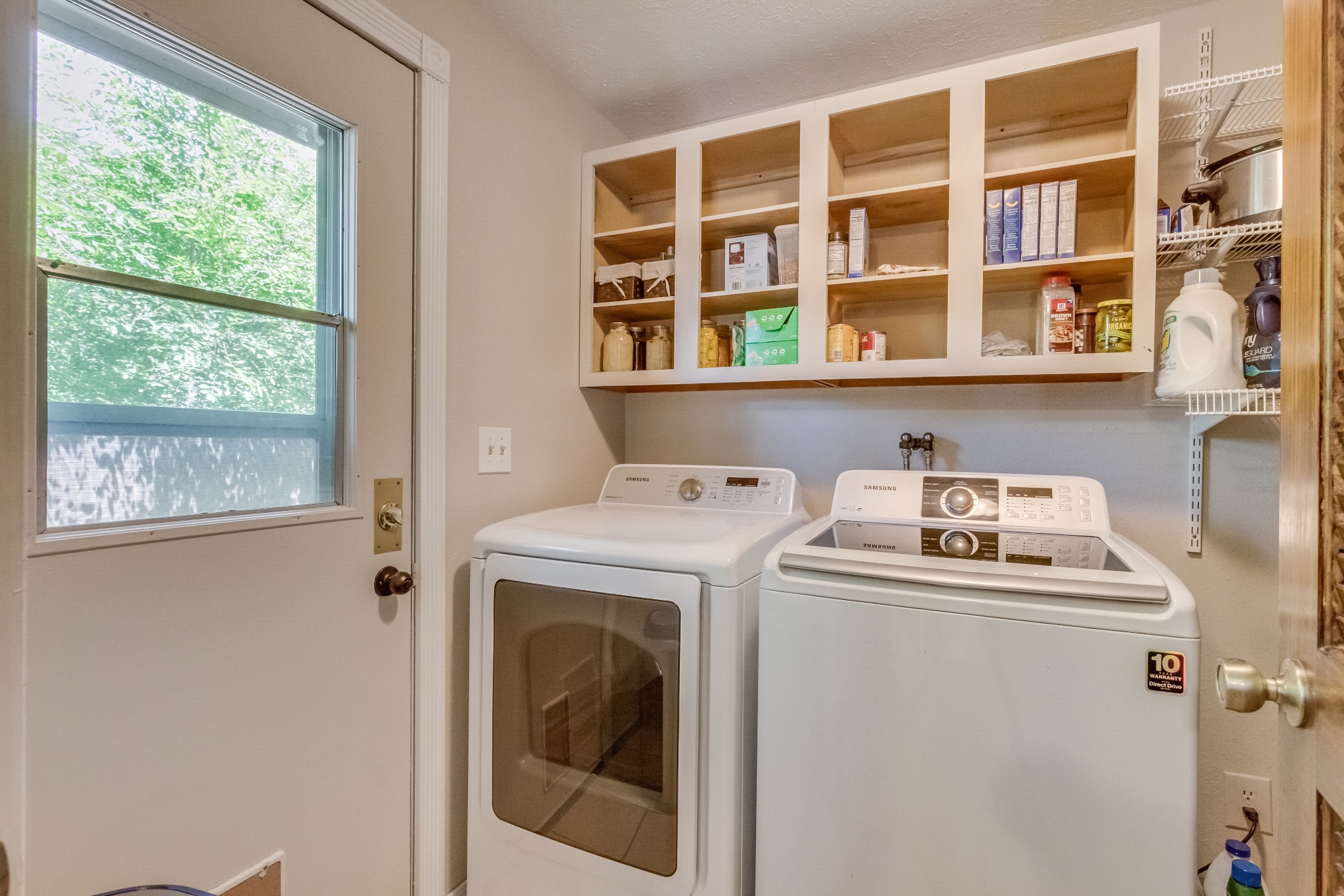 REAL ESTATE LISTING: 461 Verdant Circle Laundry and Utility Room