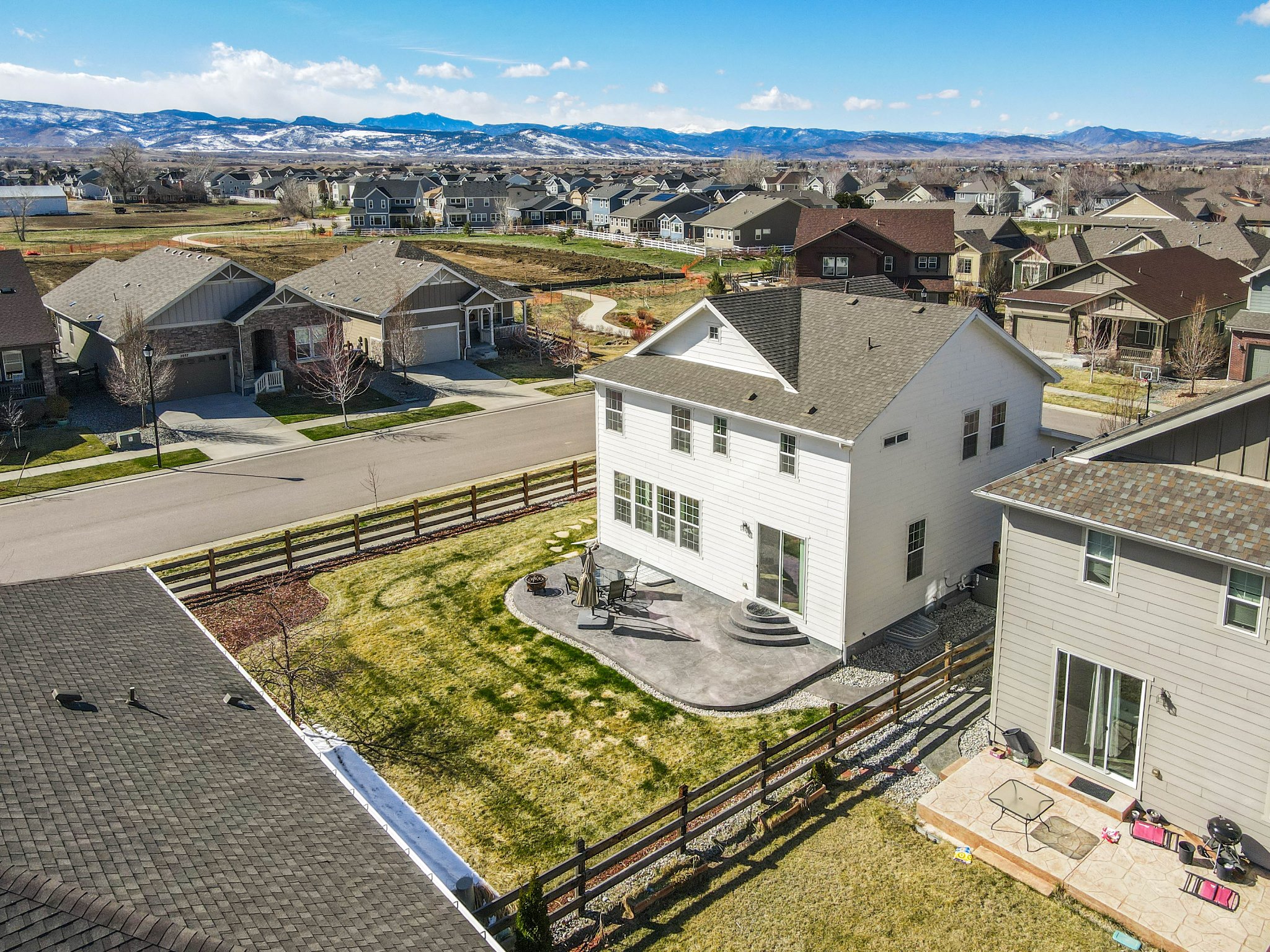 REAL ESTATE LISTING: 2080 Sicily Circle Back Yard