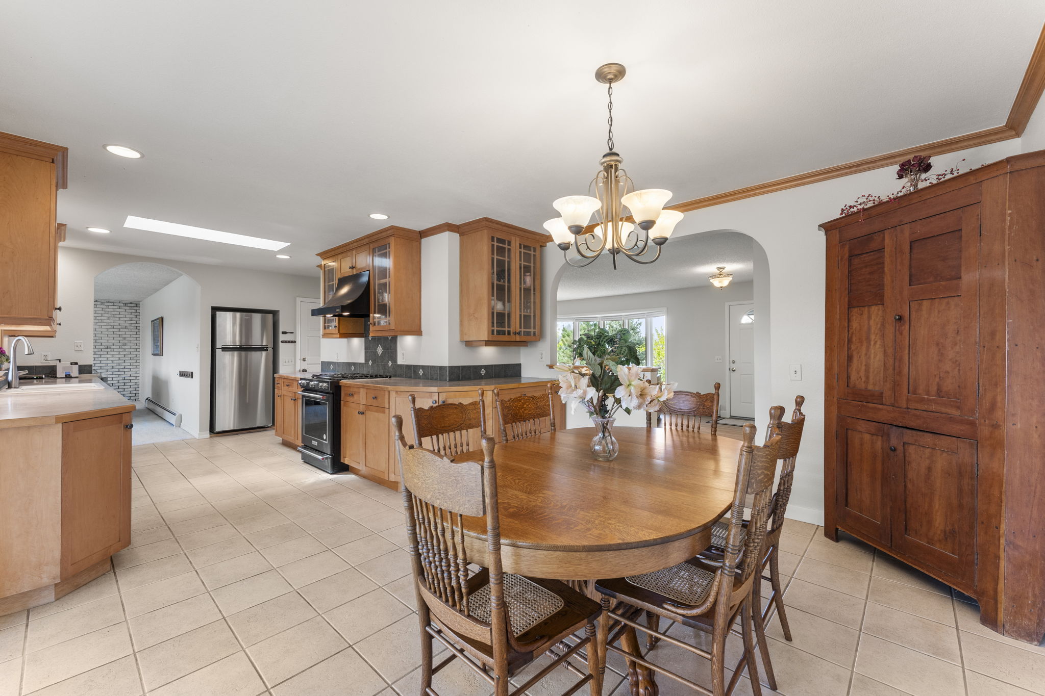 REAL ESTATE LISTING: 12566 County Road 1 Longmont Dining Area