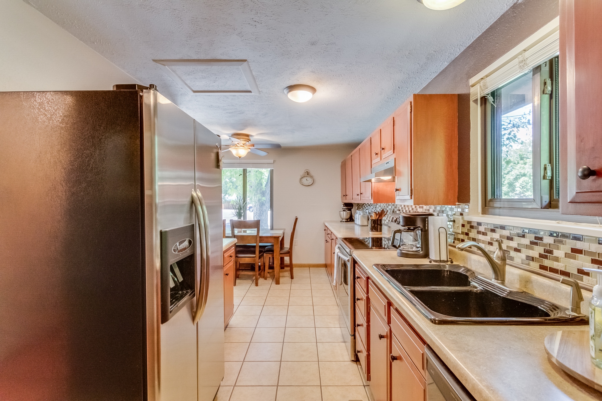 REAL ESTATE LISTING: 461 Verdant Cir Longmont Kitchen