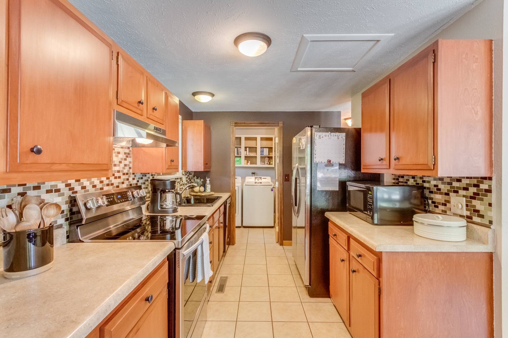 REAL ESTATE LISTING: 461 Verdant Cir Longmont Kitchen