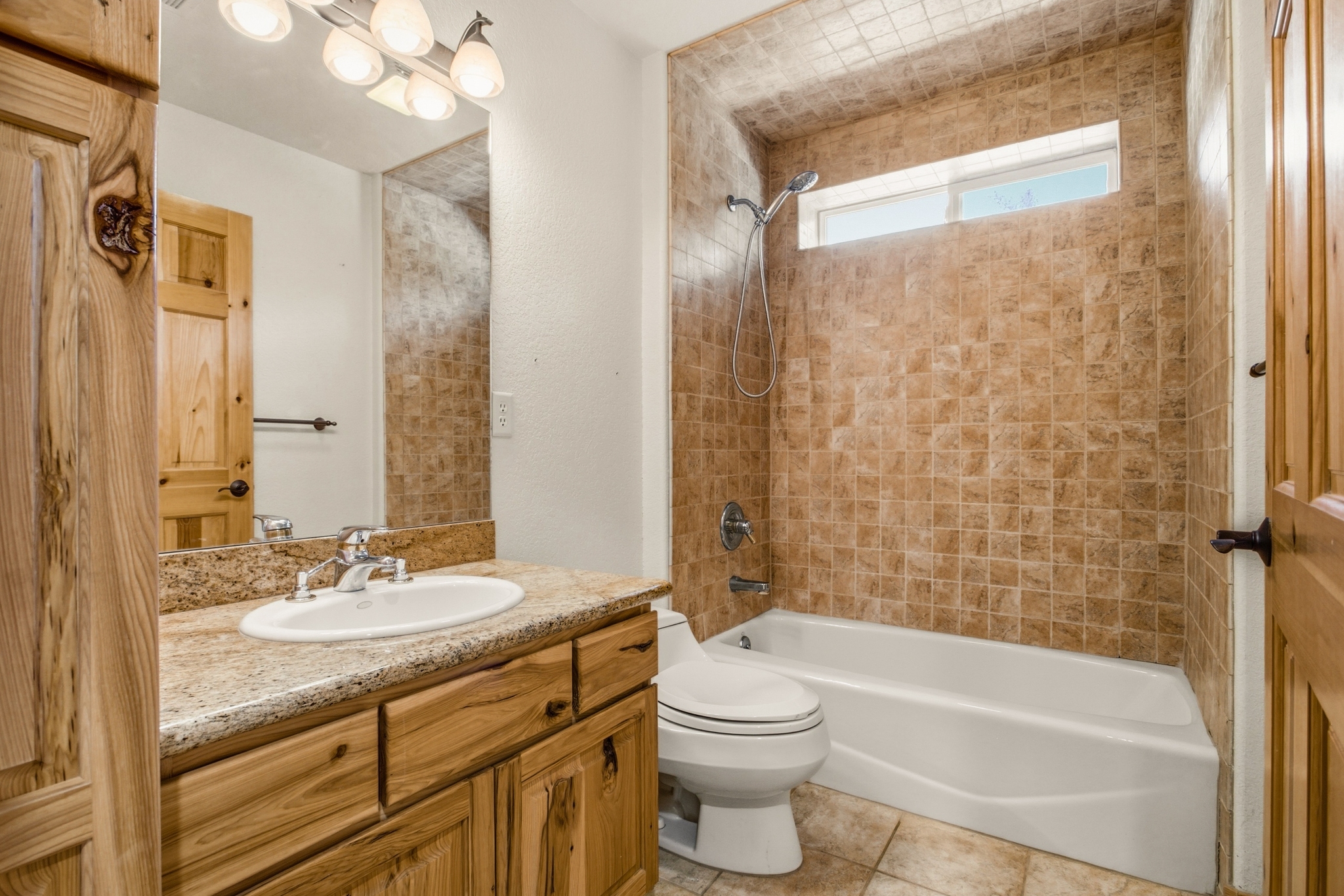 REAL ESTATE LISTING: 221 Rockledge Circle Lyons Basement Shared Bath