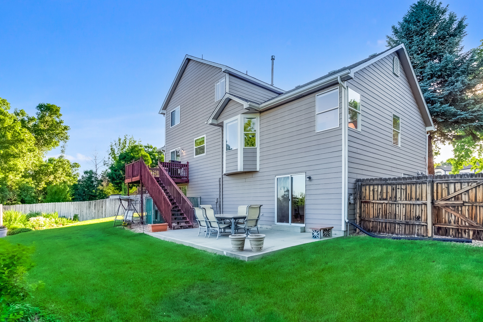 REAL ESTATE LISTING: 1280 Elmwood Ct Broomfield Back Yard