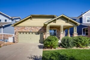 REAL ESTATE LISTING: 208 Olympia Ave Longmont