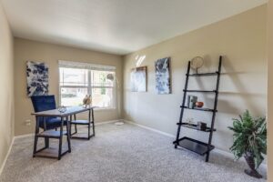 REAL ESTATE LISTING: 208 Olympia Ave Longmont Study