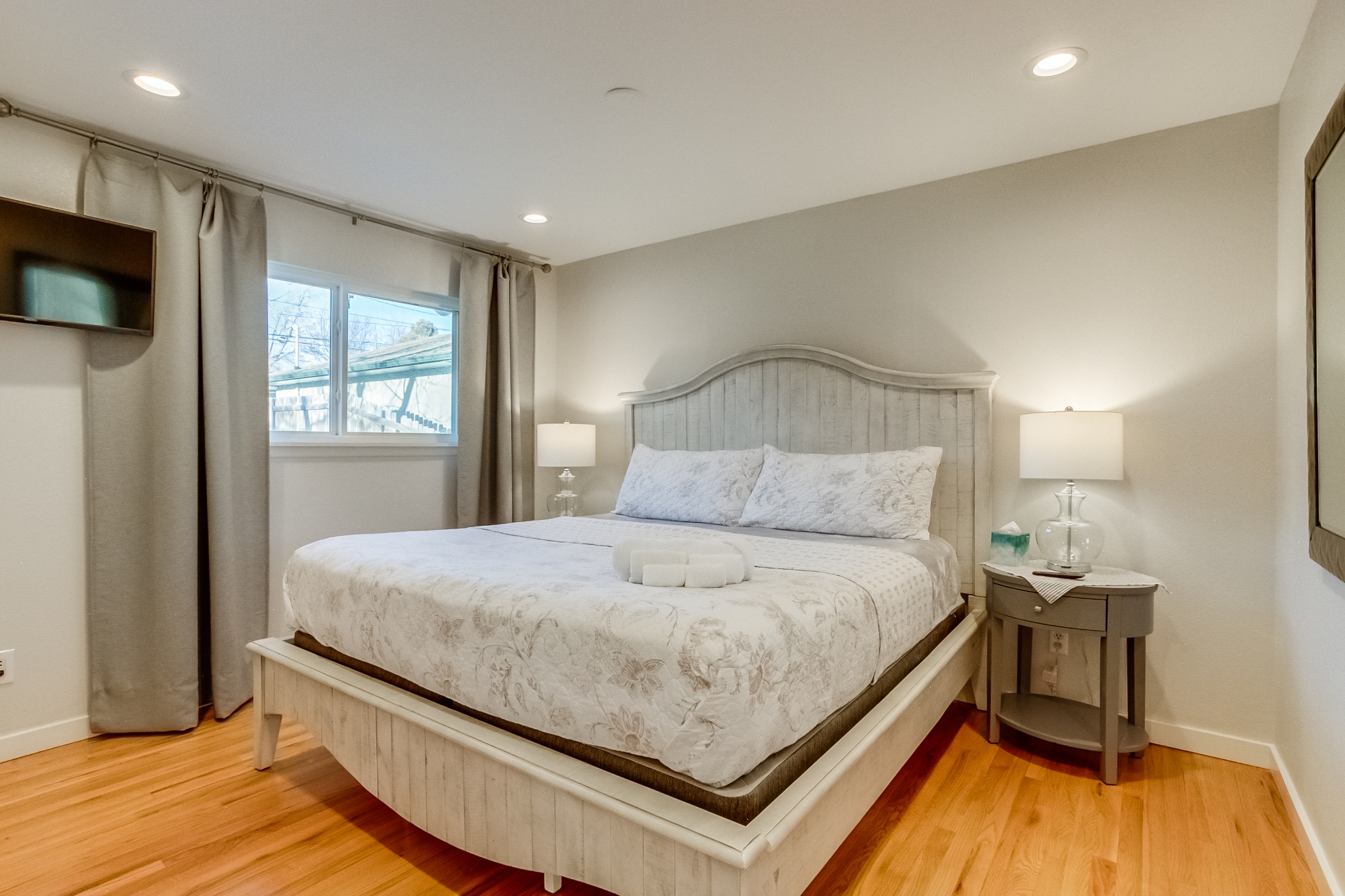 REAL ESTATE LISTING: 2502 Mount Vernon St Colorado Springs Primary Bedroom