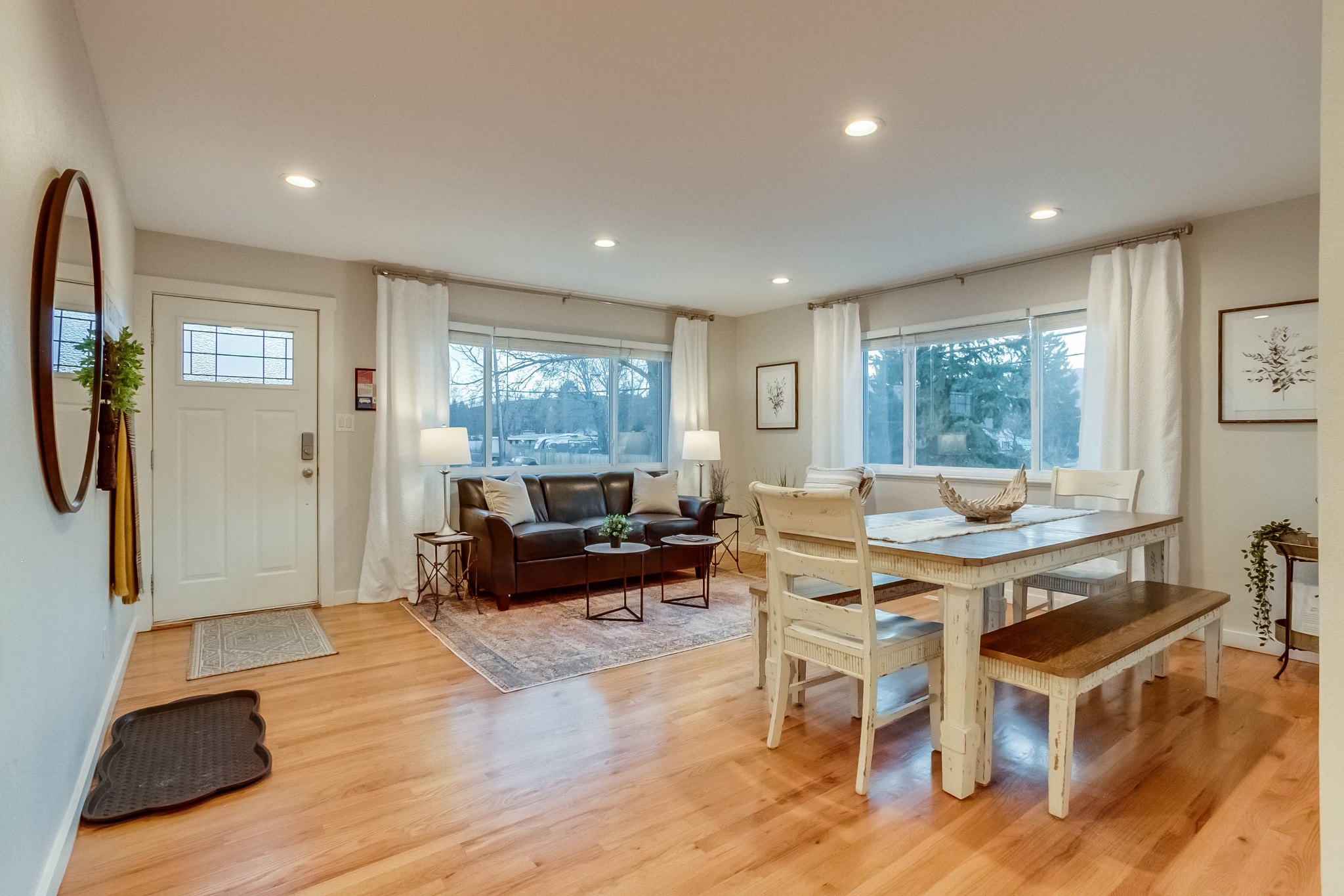 REAL ESTATE LISTING: 2502 Mount Vernon St Colorado Springs Living Room