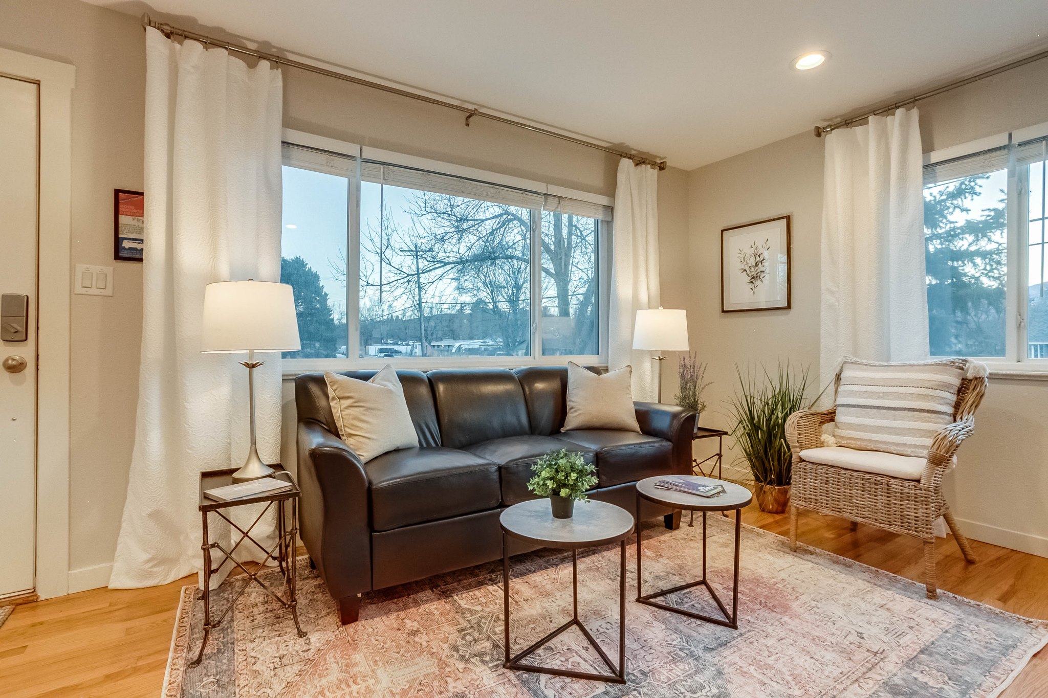 REAL ESTATE LISTING: 2502 Mount Vernon St Colorado Springs Living Room