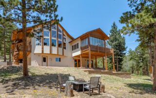 REAL ESTATE LISTING: 221 Rockledge Circle Lyons